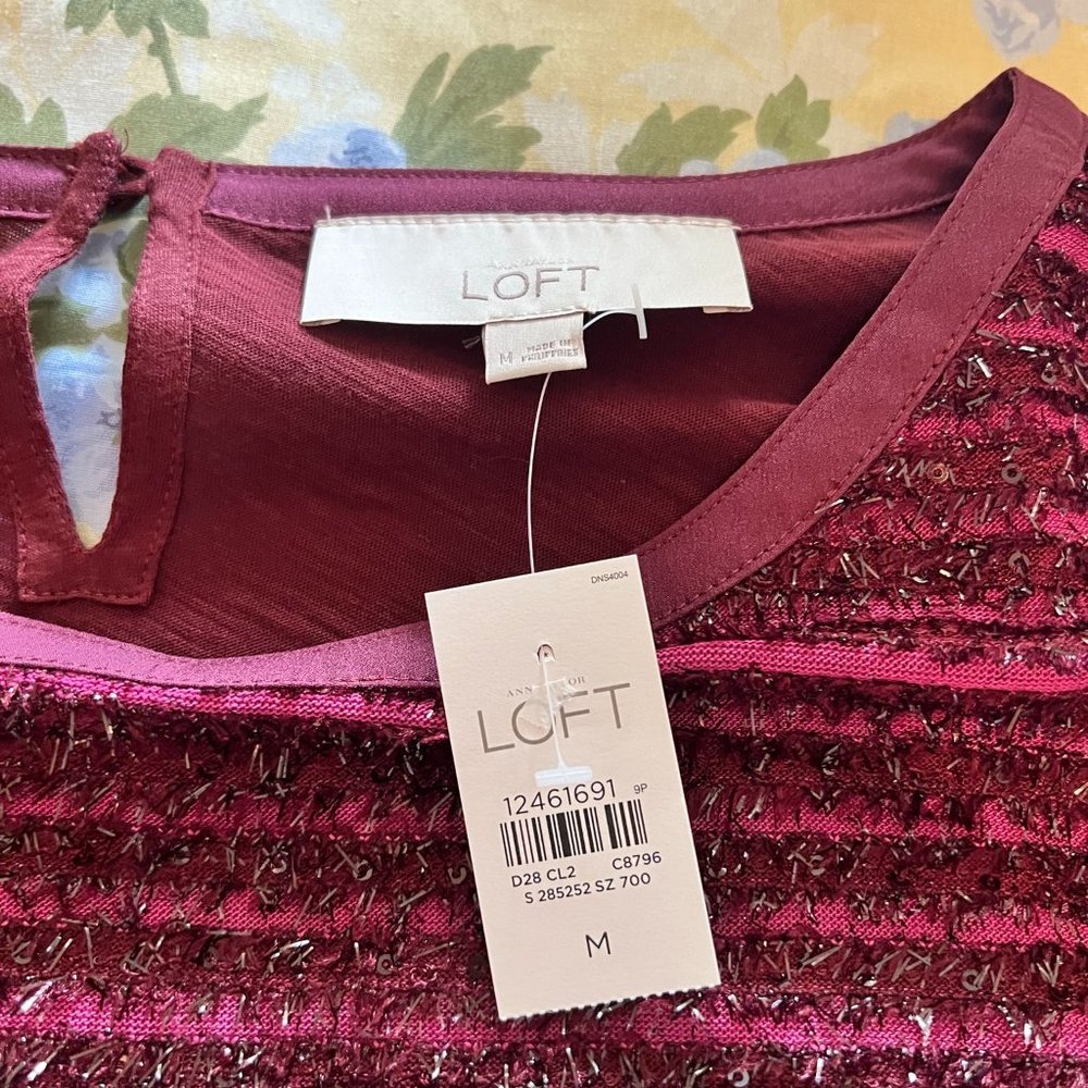 Loft Raspberry & Pink w/Silver Threads - Short Sleeve Top - Medium - Picture 4 of 6